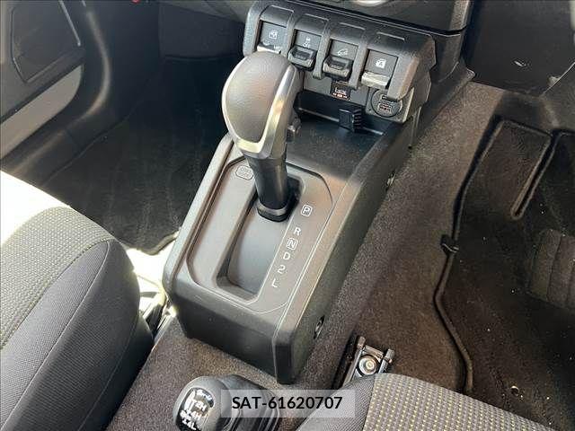 Suzuki JIMNY 2025-01 6676450-17