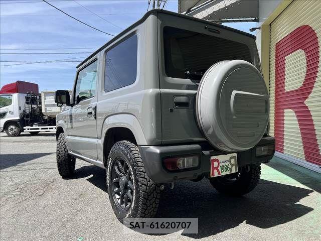 Suzuki JIMNY 2025-01 6676450-4
