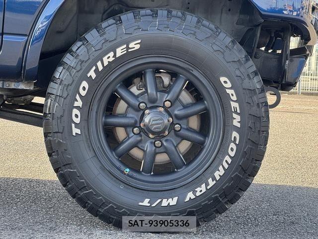 Suzuki JIMNY 2015-04 6676471-10