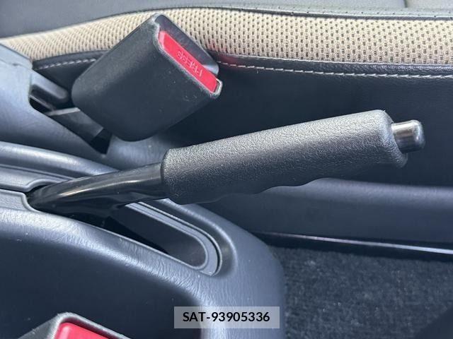Suzuki JIMNY 2015-04 6676471-24