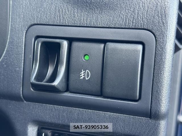 Suzuki JIMNY 2015-04 6676471-27