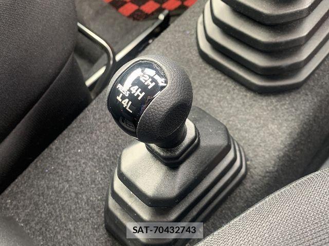 Suzuki JIMNY 2023-10 6676461-11