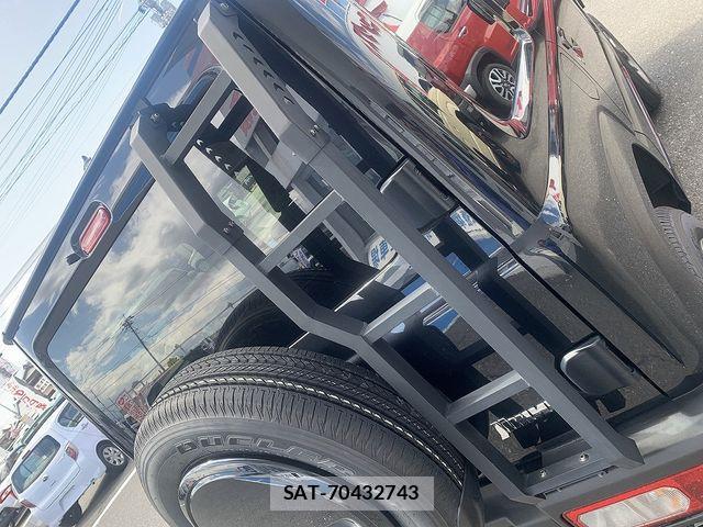 Suzuki JIMNY 2023-10 6676461-23