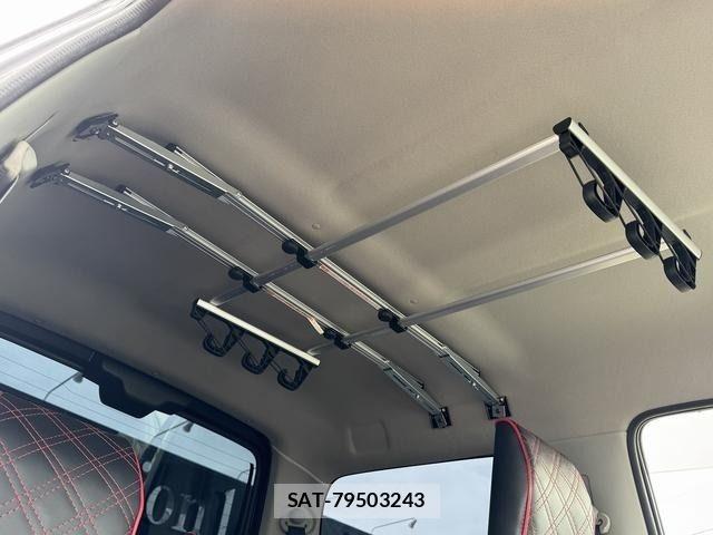 Suzuki JIMNY 2016-08 6676473-12