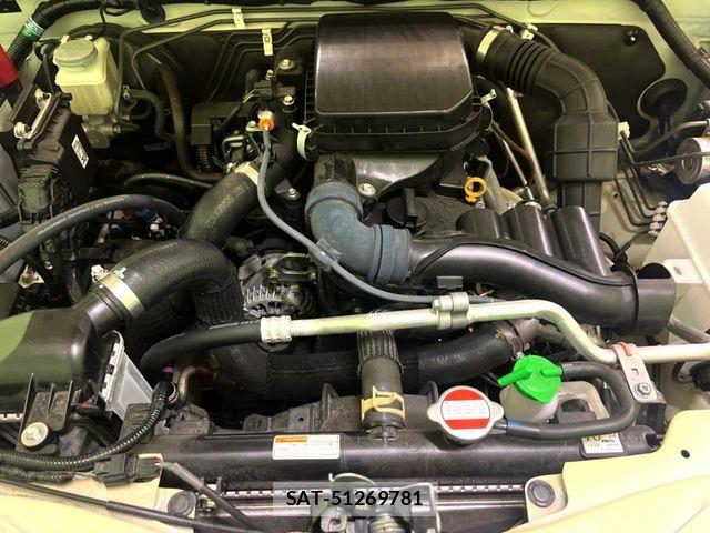Suzuki JIMNY 2023-08 6676464-17