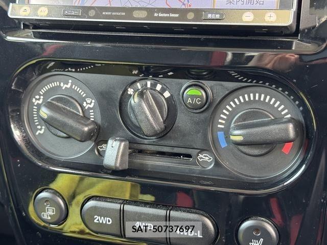Suzuki JIMNY 2013-02 6676478-16