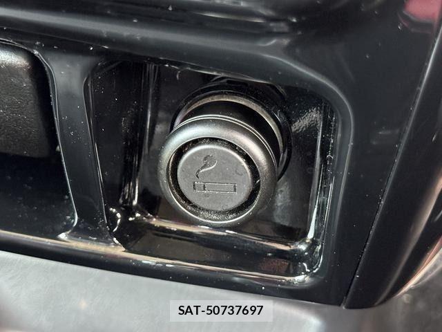 Suzuki JIMNY 2013-02 6676478-25