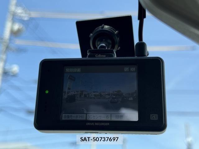 Suzuki JIMNY 2013-02 6676478-29