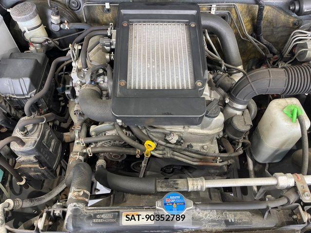 Suzuki JIMNY 2015-08 6676477-17