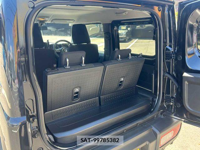 Suzuki JIMNY 2025-06 6683824-23