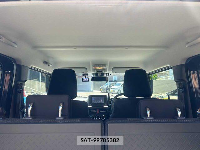 Suzuki JIMNY 2025-06 6683824-25