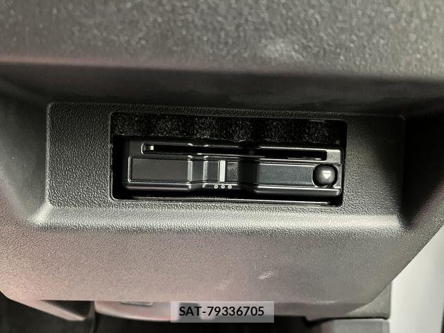 Suzuki JIMNY 2024-04 6716379-18
