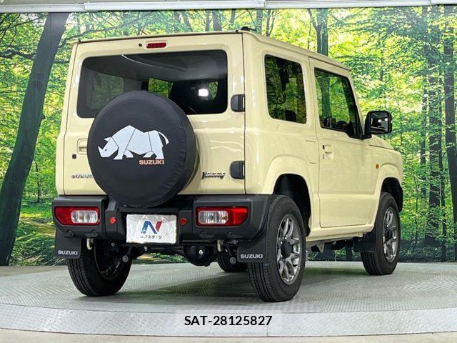 Suzuki JIMNY 2024-08 6716383-16