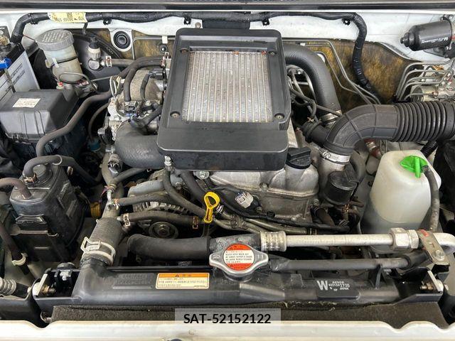 Suzuki JIMNY 2013-02 6716390-17
