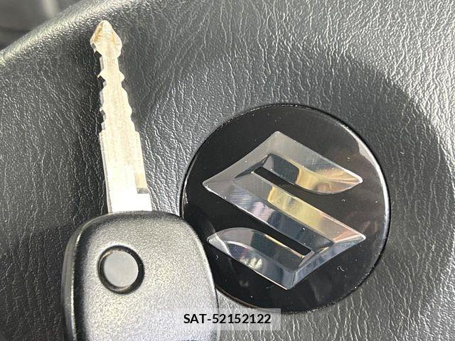 Suzuki JIMNY 2013-02 6716390-4