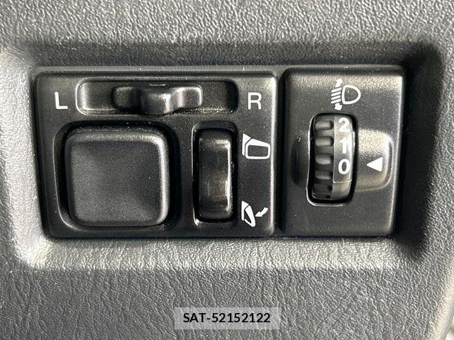 Suzuki JIMNY 2013-02 6716390-6