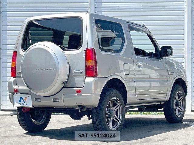 Suzuki JIMNY 2015-02 6716391-16