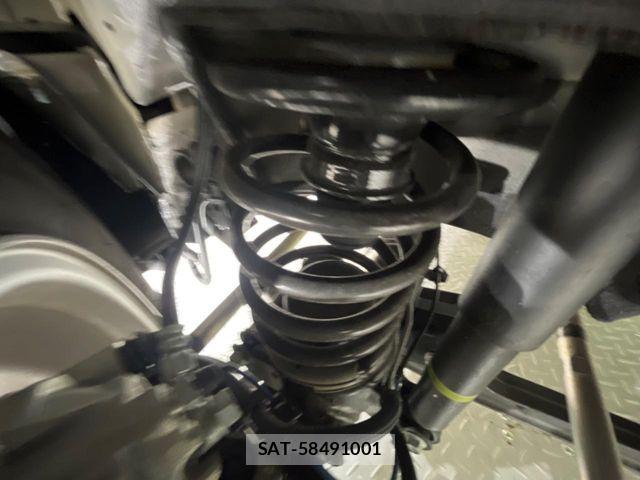 Suzuki JIMNY 2024-07 6716377-19