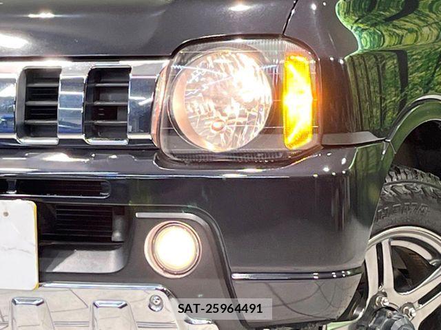 Suzuki JIMNY 2014-04 6716389-11