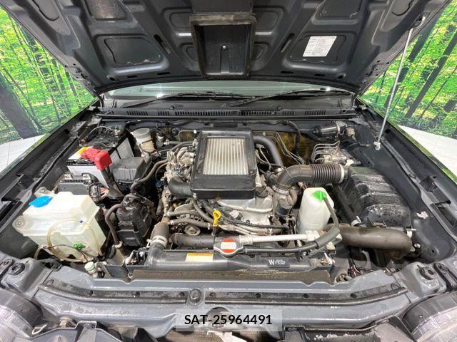 Suzuki JIMNY 2014-04 6716389-17