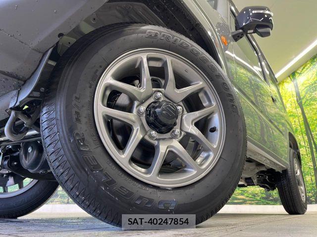Suzuki JIMNY 2025-04 6716380-12