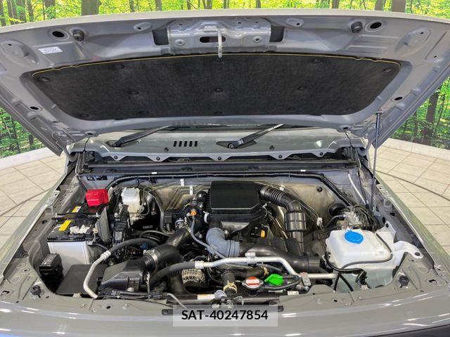 Suzuki JIMNY 2025-04 6716380-17