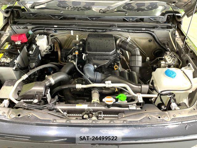 Suzuki JIMNY 2023-11 6752036-17