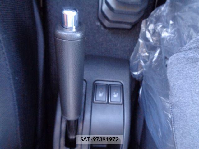 Suzuki JIMNY 2026-04 6752033-26