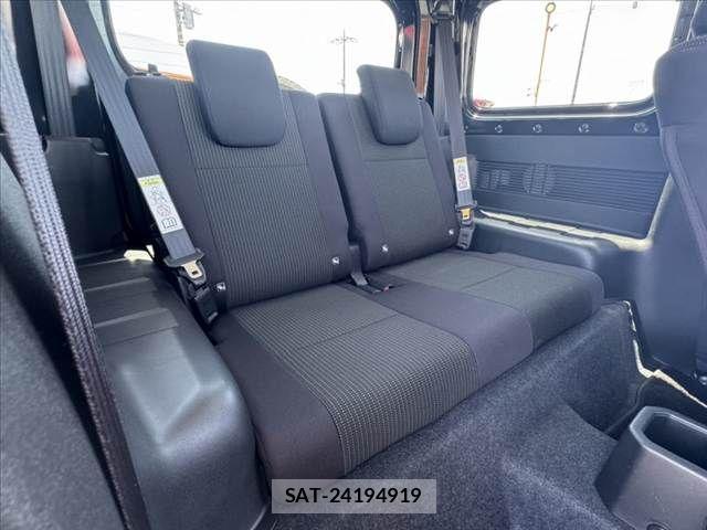 Suzuki JIMNY 2022-01 6752048-19