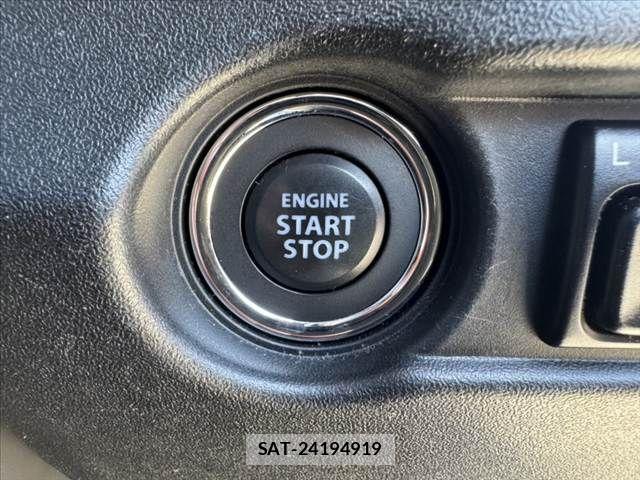 Suzuki JIMNY 2022-01 6752048-28