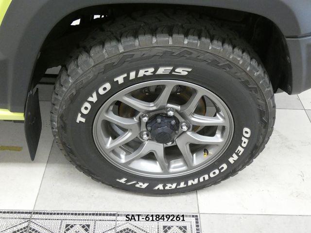 Suzuki JIMNY 2022-07 6752040-3