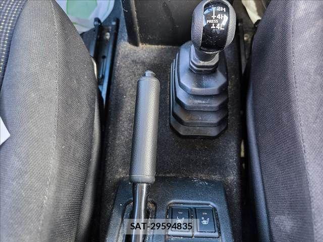 Suzuki JIMNY 2018-09 6752054-12