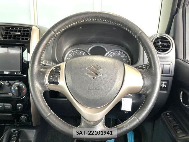 Suzuki JIMNY 2015-04 6815442-9