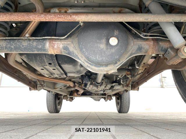 Suzuki JIMNY 2015-04 6815442-17
