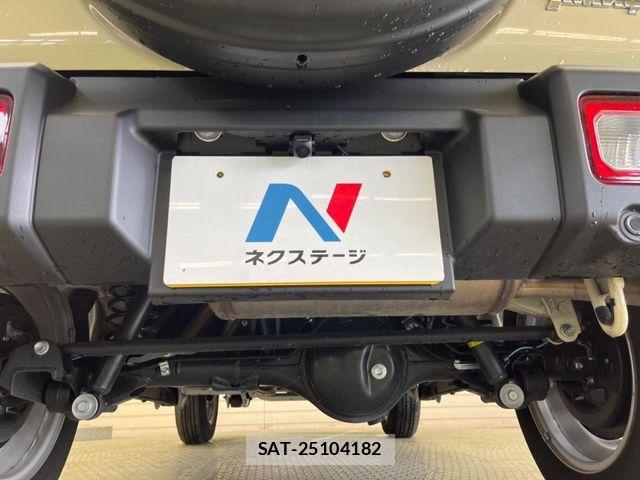 Suzuki JIMNY 2025-04 6815417-18