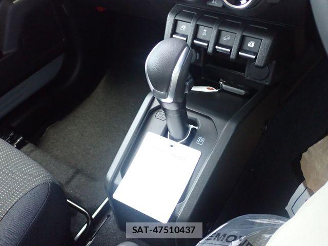 Suzuki JIMNY 2026-04 6815409-17