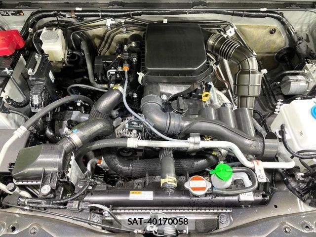 Suzuki JIMNY 2025-11 6815425-17