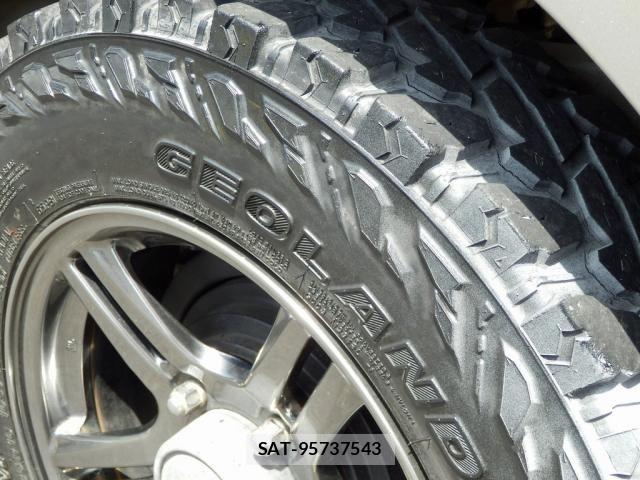 Suzuki JIMNY 2017-05 6815440-17