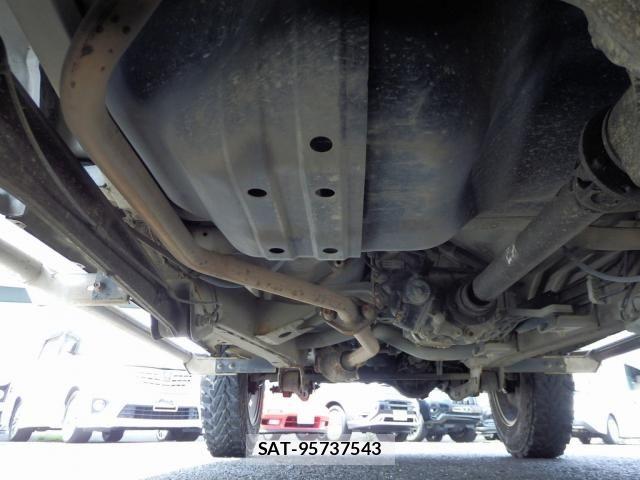 Suzuki JIMNY 2017-05 6815440-21