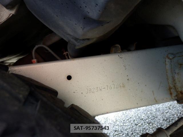 Suzuki JIMNY 2017-05 6815440-23
