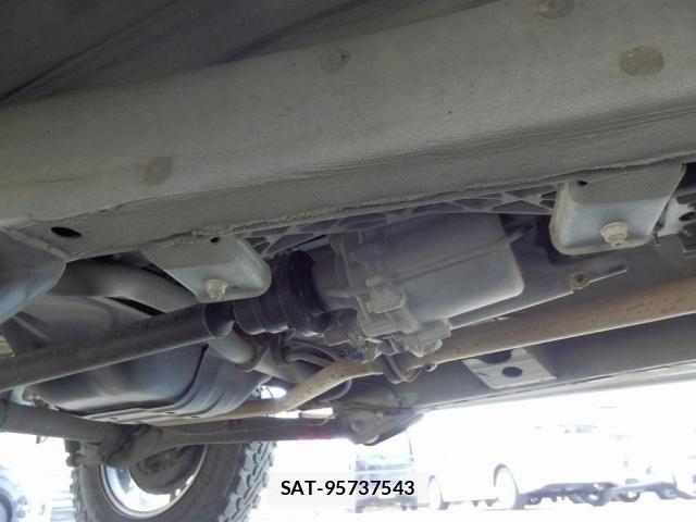 Suzuki JIMNY 2017-05 6815440-24