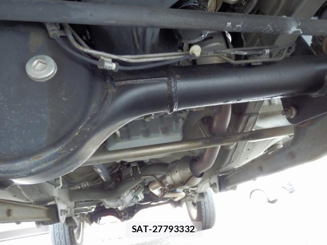 Suzuki JIMNY 2015-01 6815441-26