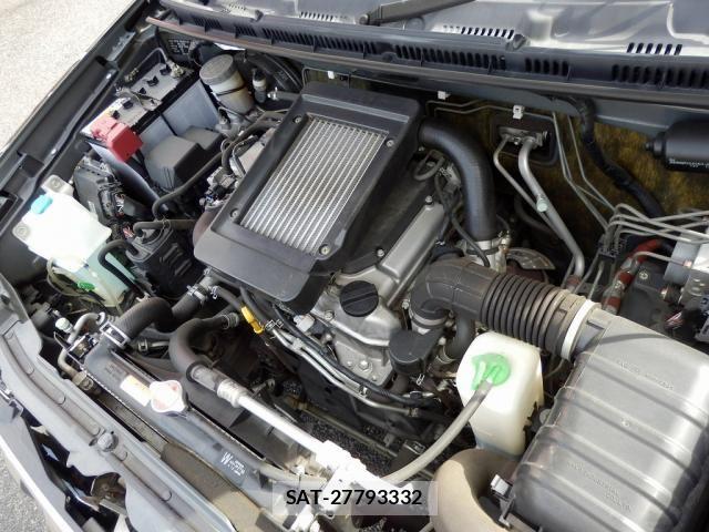Suzuki JIMNY 2015-01 6815441-2
