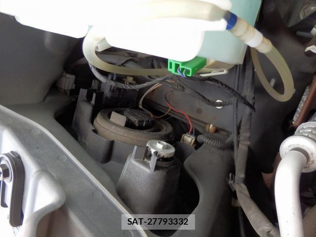 Suzuki JIMNY 2015-01 6815441-3