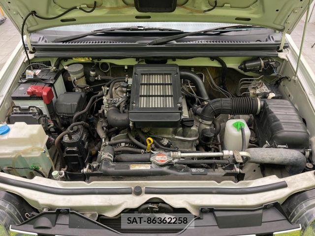 Suzuki JIMNY 2012-03 6815439-17