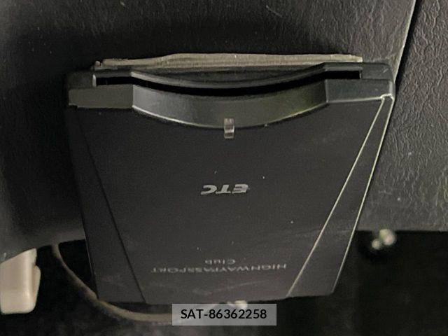 Suzuki JIMNY 2012-03 6815439-5