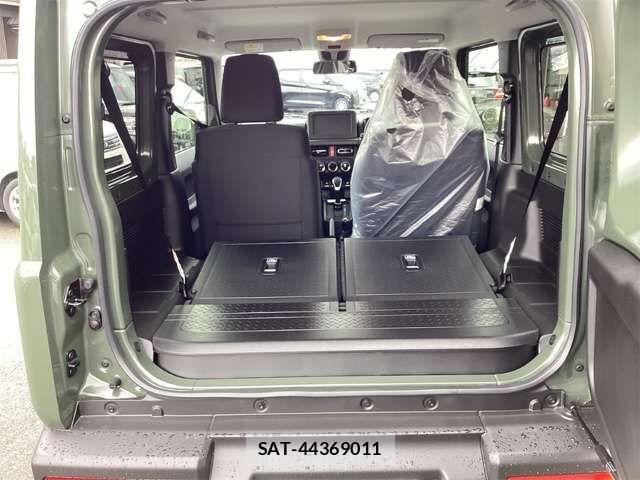 Suzuki JIMNY 2025-11 6906936-17