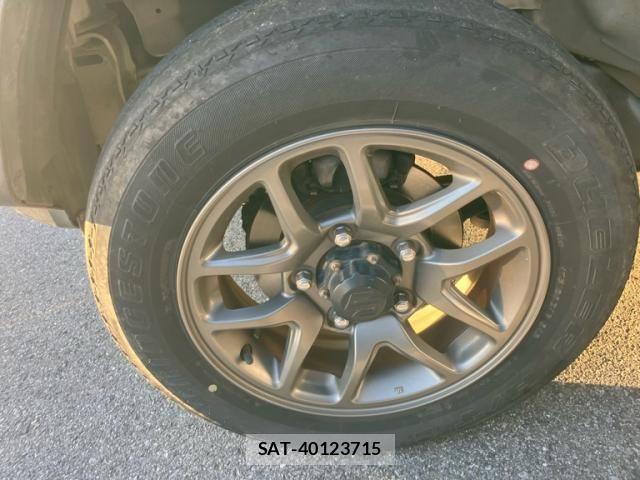 Suzuki JIMNY 2019-06 6906985-5