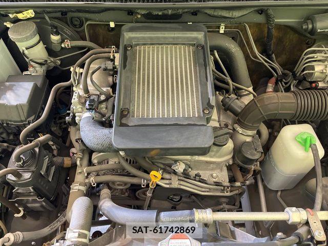 Suzuki JIMNY 2012-11 6906995-16