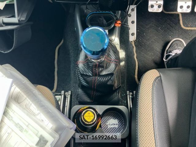 Suzuki JIMNY 2018-03 6906989-15